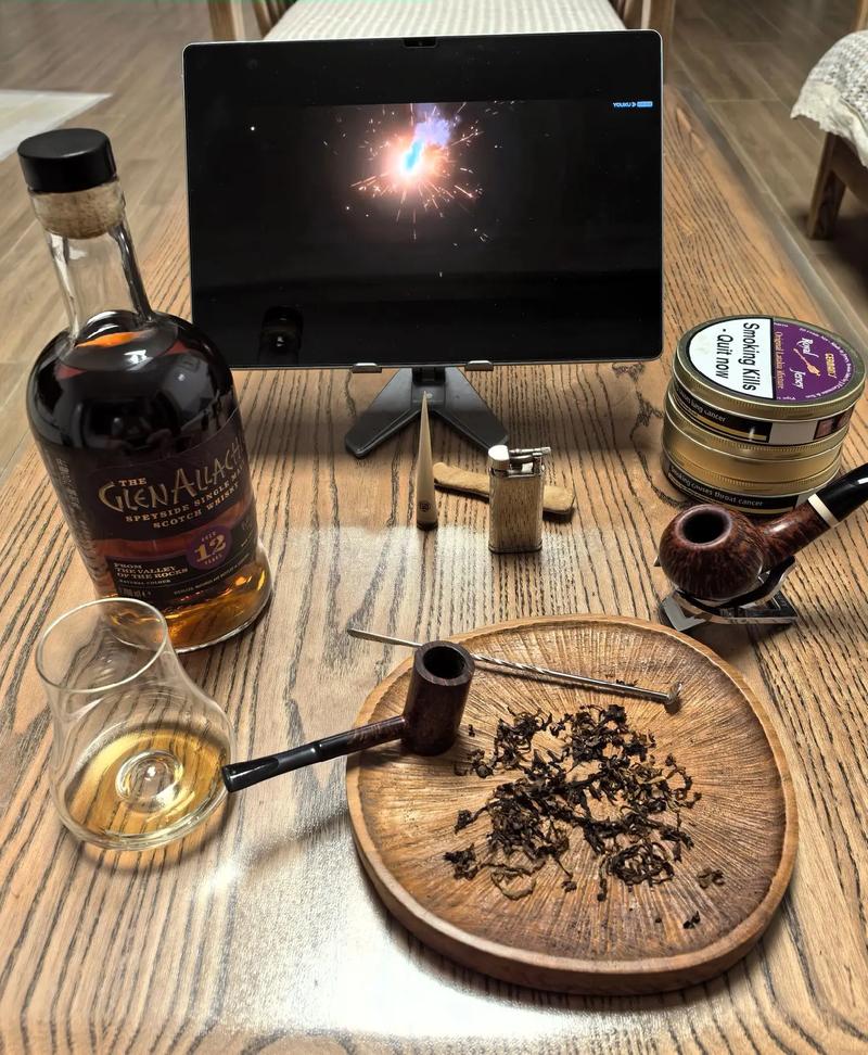 探秘国外烟斗丝的佳酿伴侣，烟斗丝专用酒品大盘点